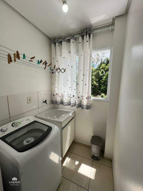 Apartamento à venda com 2 quartos, 54m² - Foto 11