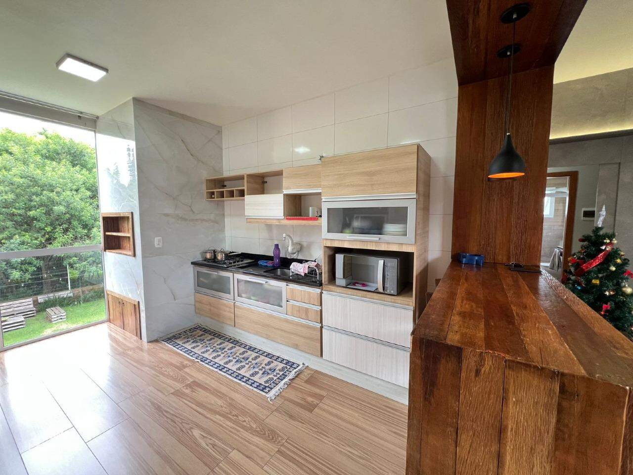 Casa à venda com 3 quartos, 202m² - Foto 10