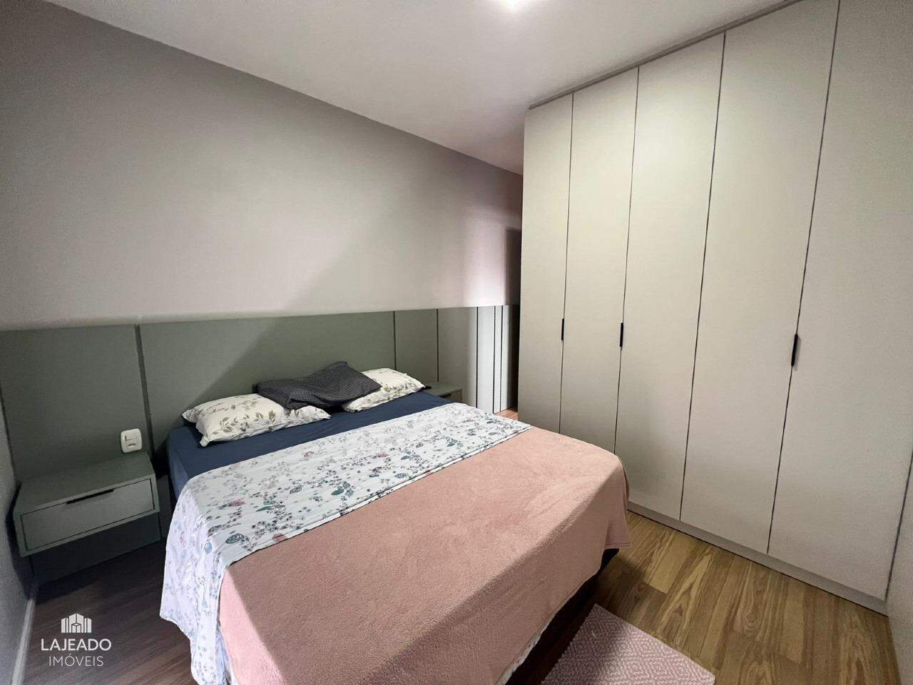 Casa à venda com 3 quartos, 202m² - Foto 19