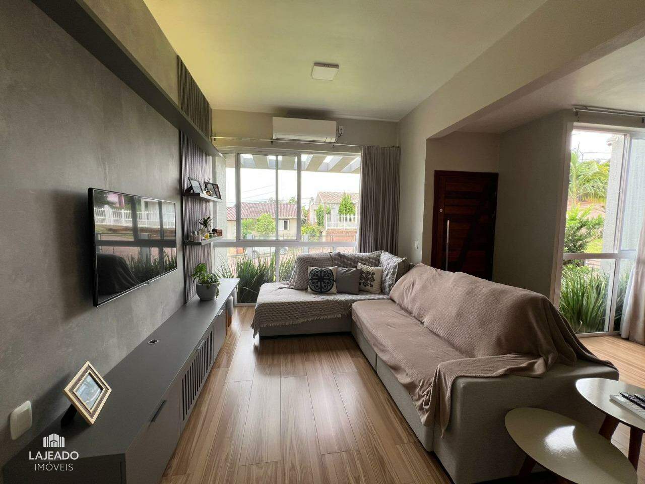 Casa à venda com 3 quartos, 202m² - Foto 8