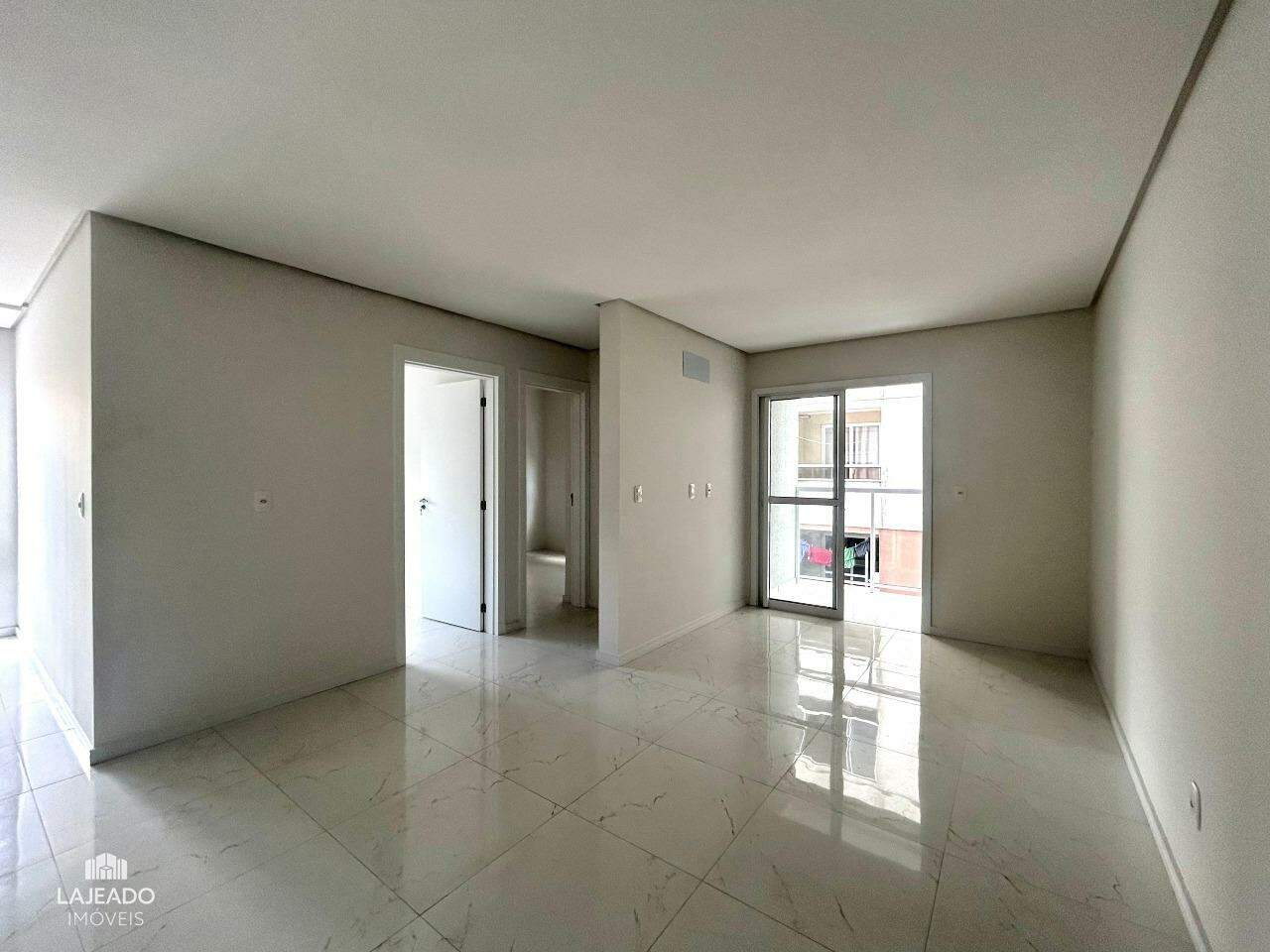 Apartamento à venda com 2 quartos, 56m² - Foto 3