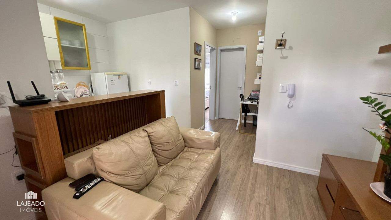 Apartamento à venda com 1 quarto, 41m² - Foto 4