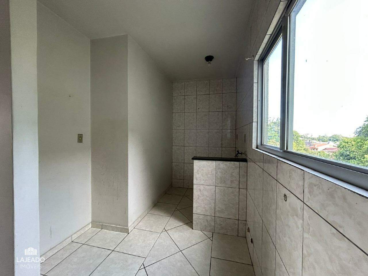 Apartamento para alugar com 2 quartos, 50m² - Foto 6