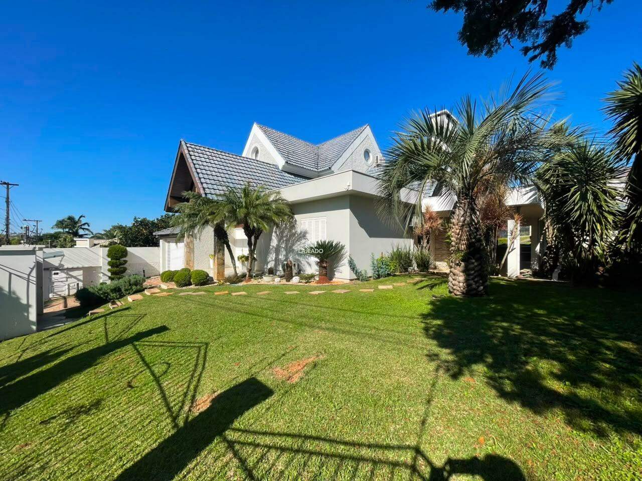 Casa, 4 quartos, 800 m² - Foto 1