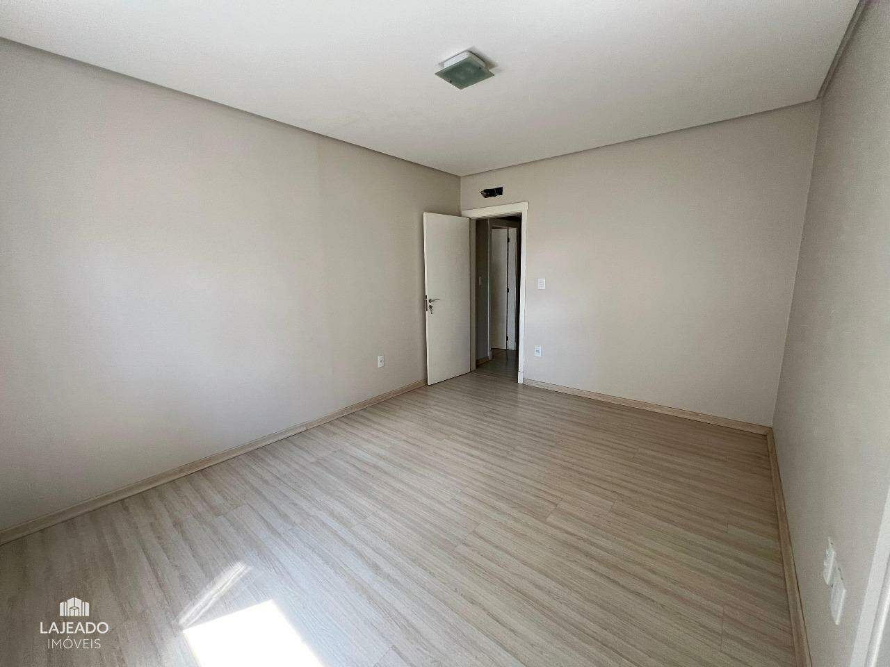 Apartamento à venda com 3 quartos, 166m² - Foto 26