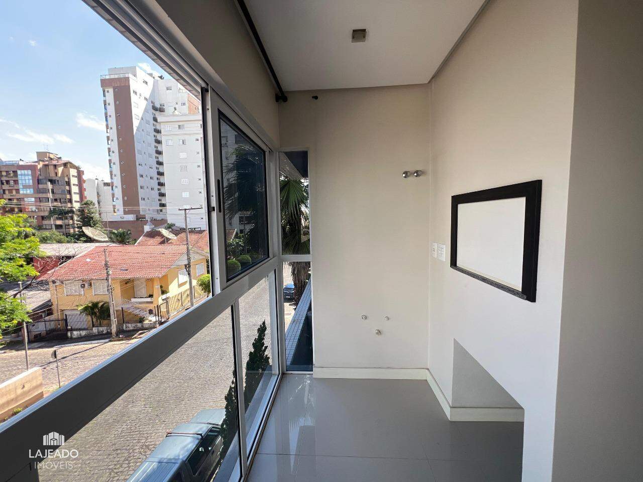 Apartamento à venda com 3 quartos, 166m² - Foto 6