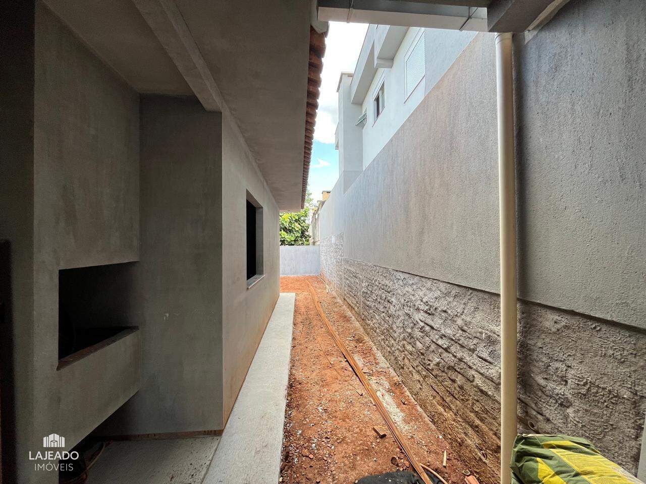 Casa à venda com 2 quartos, 75m² - Foto 18