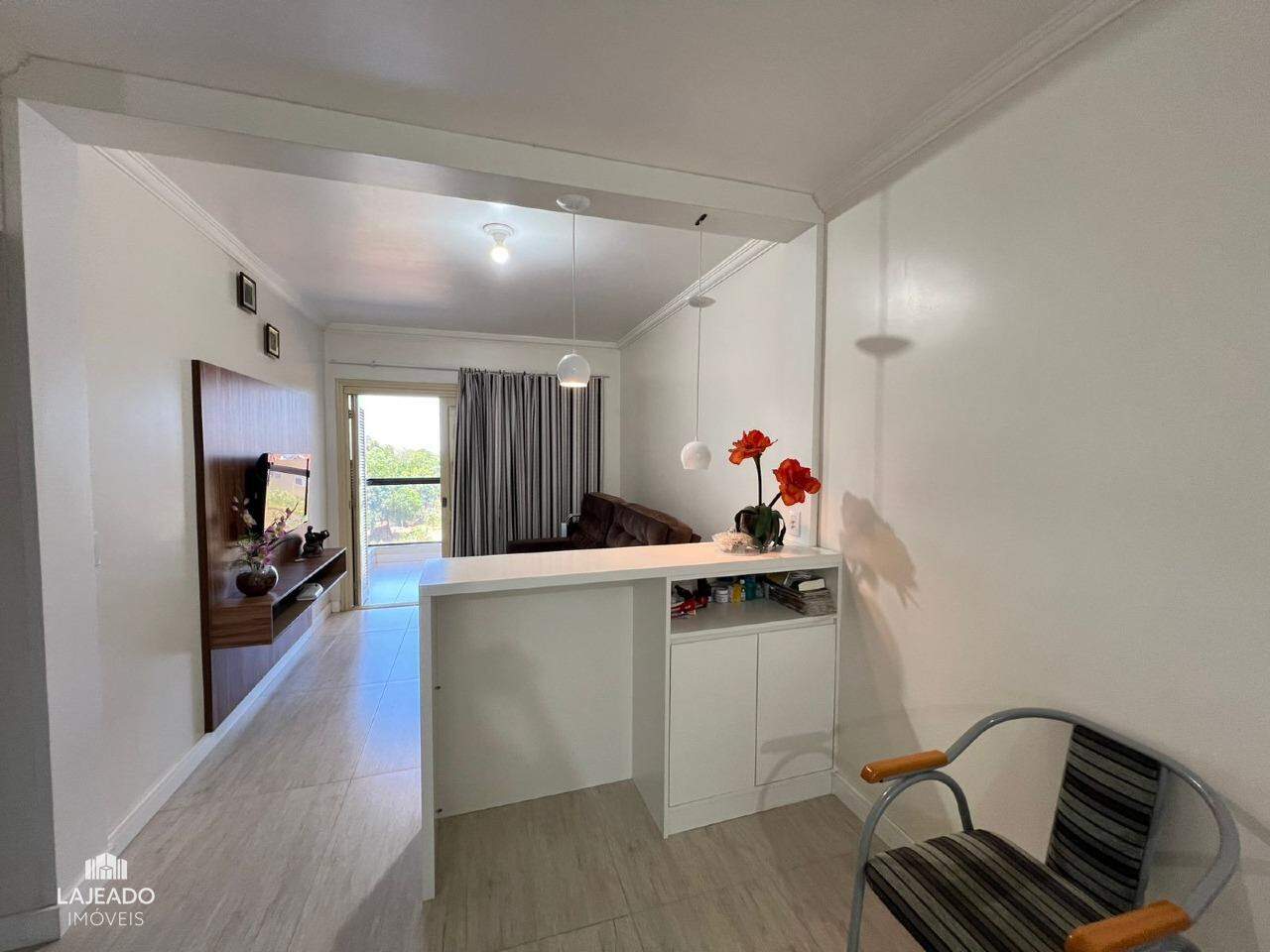 Apartamento à venda com 2 quartos, 65m² - Foto 6