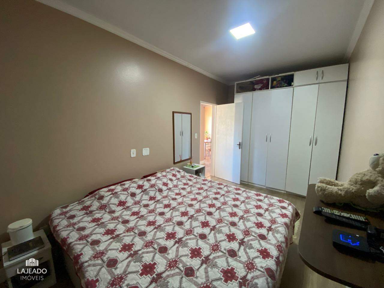 Apartamento à venda com 2 quartos, 69m² - Foto 13