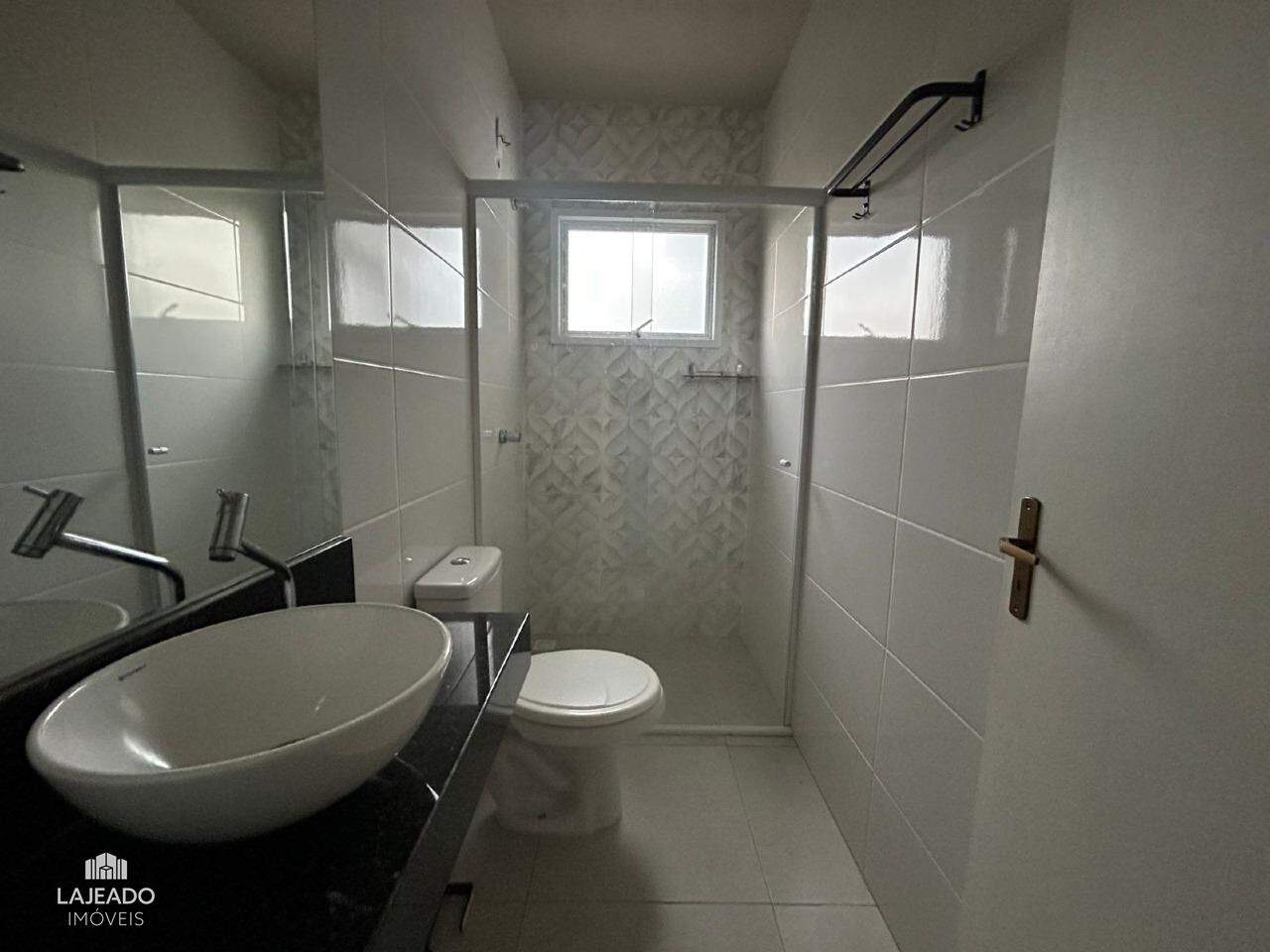 Casa para aluguel no Conventos: 