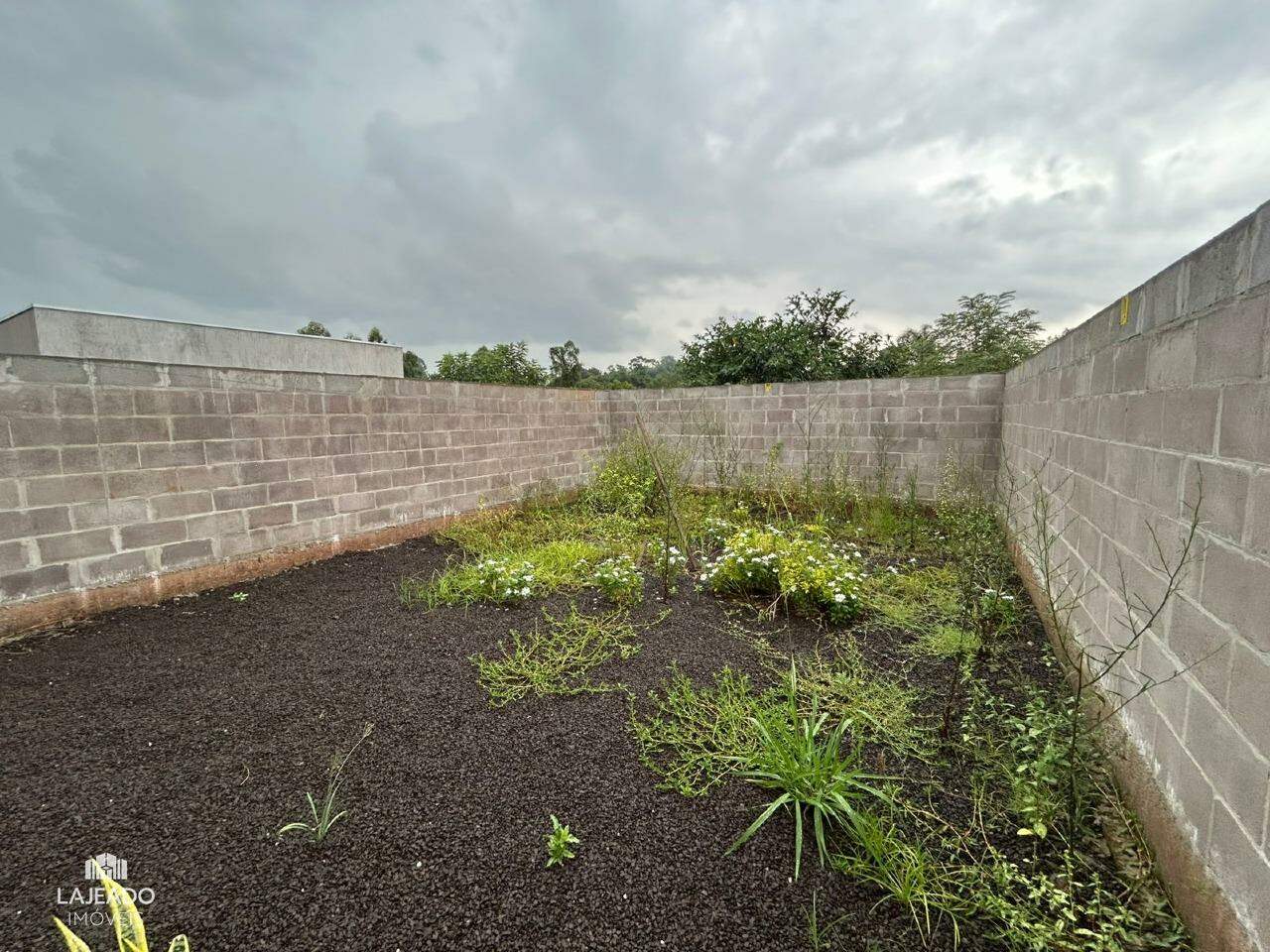 Casa para aluguel no Conventos: 