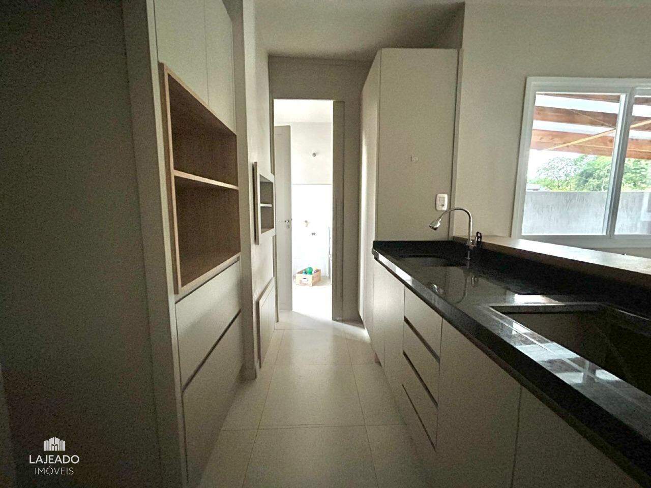 Casa para aluguel no Conventos: 