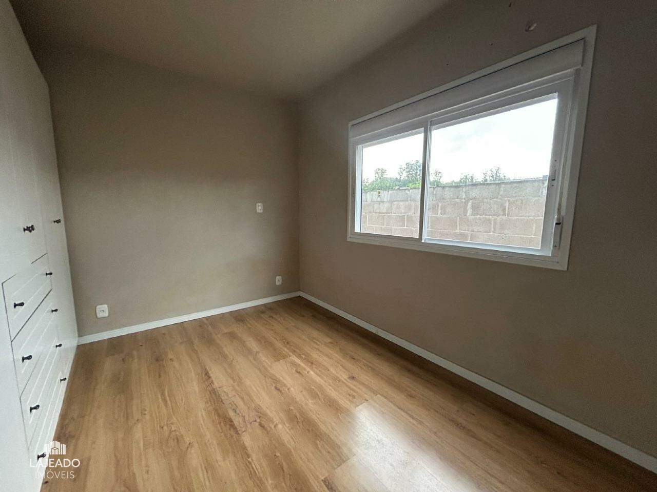 Casa para aluguel no Conventos: 