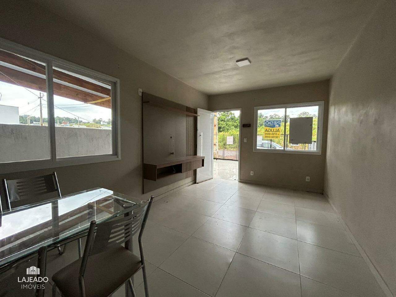 Casa para aluguel no Conventos: 