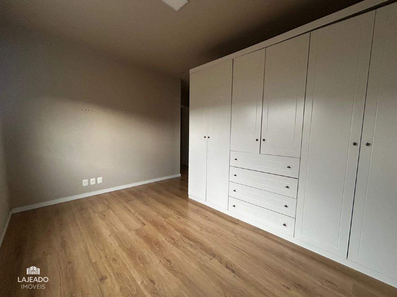 Casa para aluguel no Conventos: 
