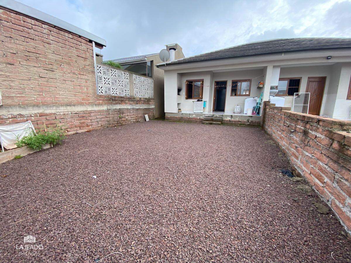Casa à venda com 2 quartos, 65m² - Foto 17