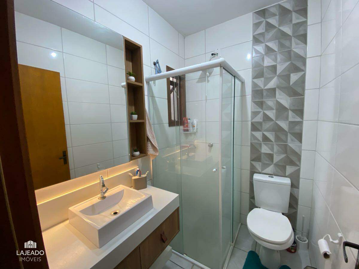 Casa à venda com 2 quartos, 65m² - Foto 10