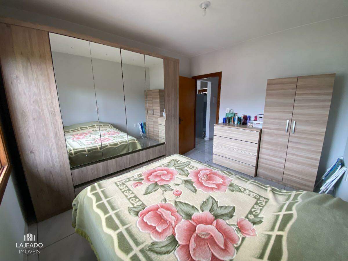 Casa à venda com 2 quartos, 65m² - Foto 14