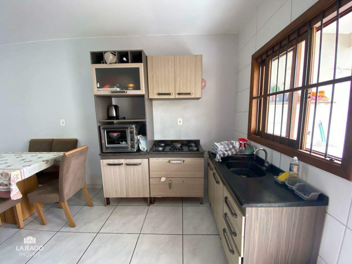 Casa à venda com 2 quartos, 65m² - Foto 6