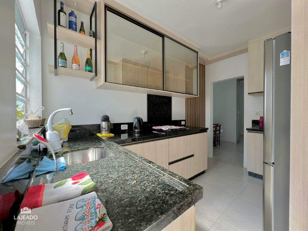 Apartamento à venda com 2 quartos, 70m² - Foto 5