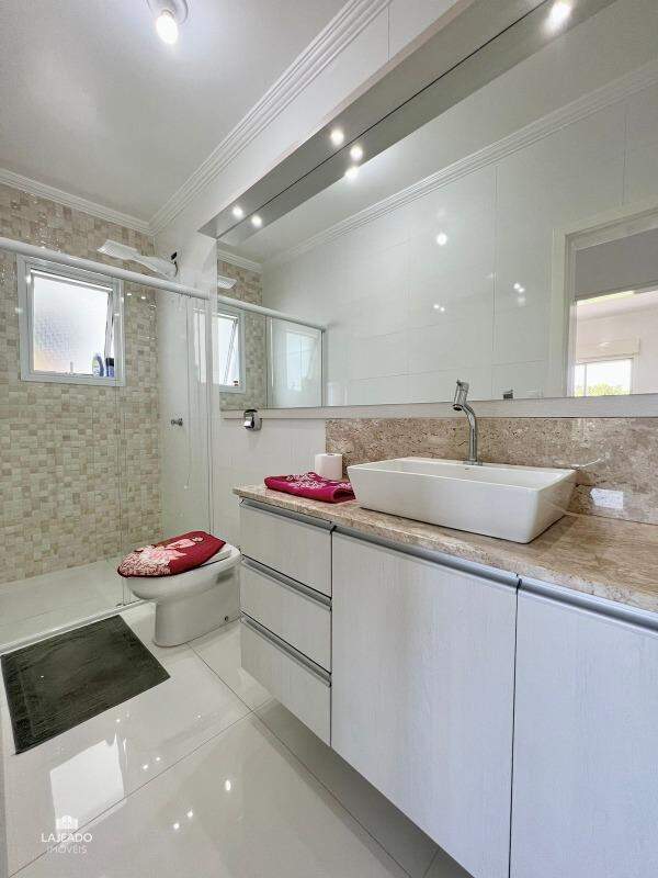 Apartamento à venda com 2 quartos, 70m² - Foto 9