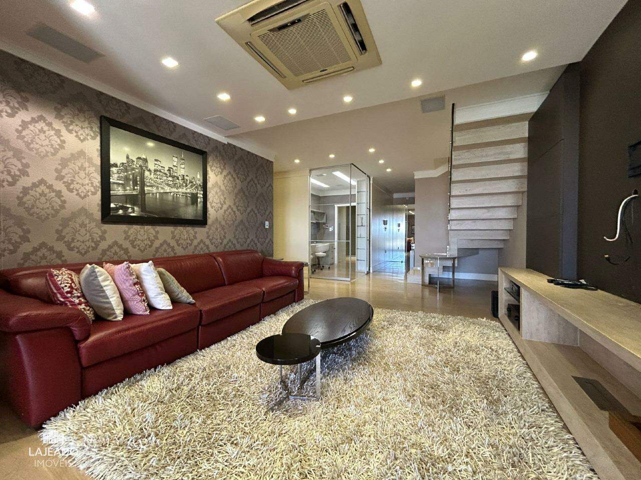 Cobertura, 3 quartos, 331 m² - Foto 3