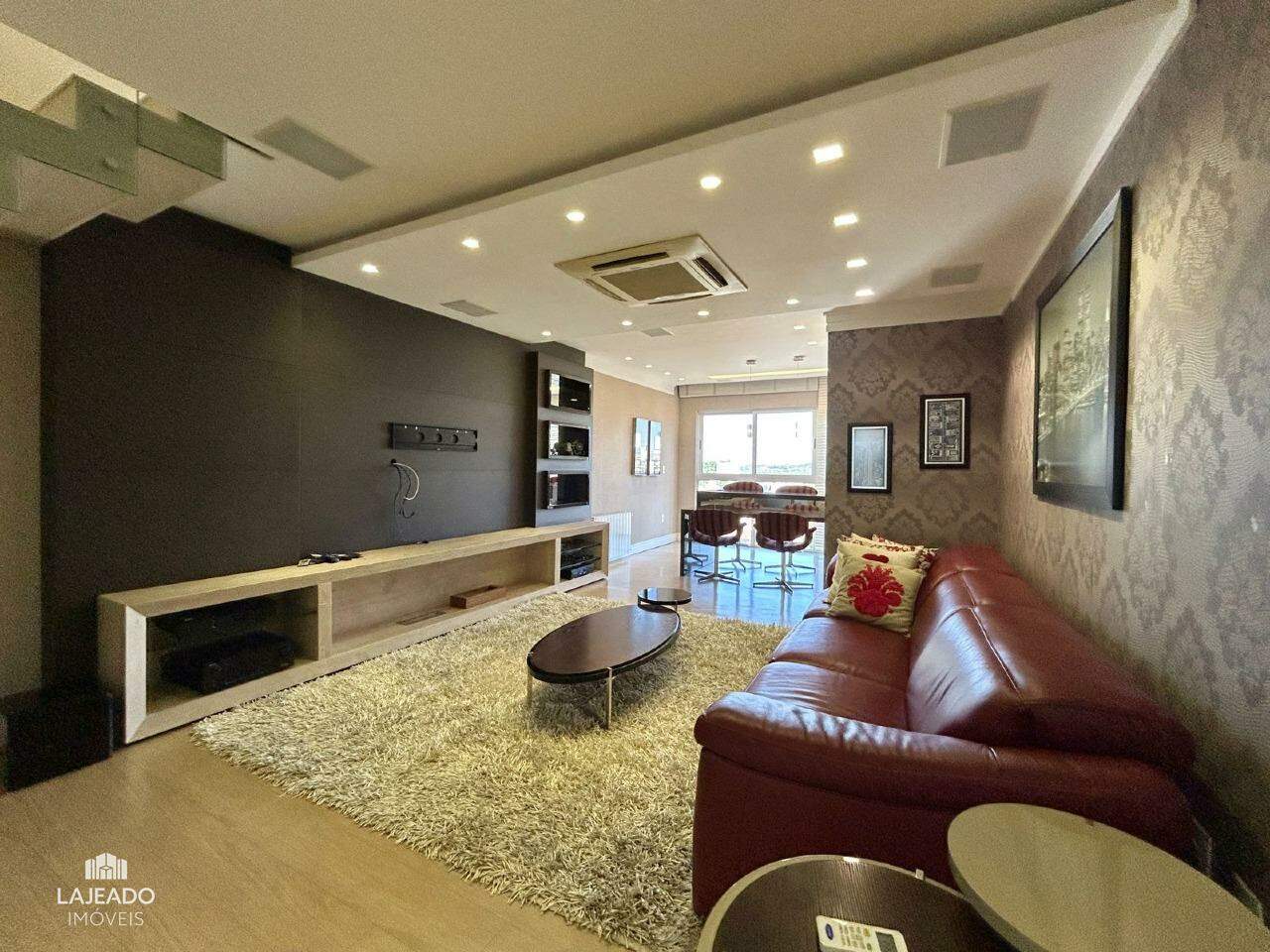 Cobertura, 3 quartos, 331 m² - Foto 2