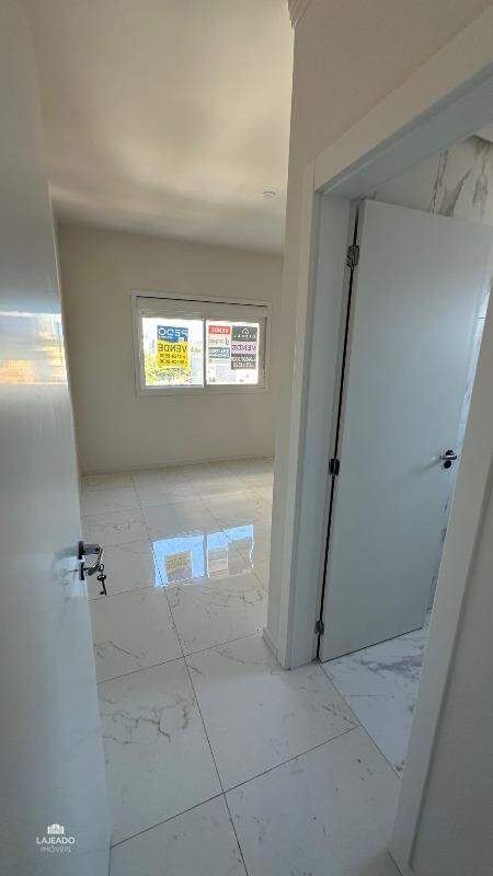 Apartamento à venda com 2 quartos, 72m² - Foto 11