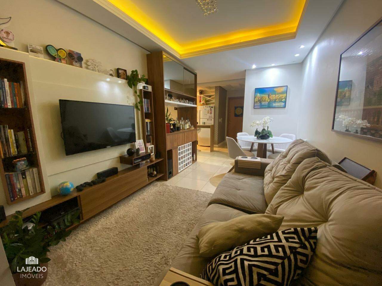 Apartamento à venda com 2 quartos, 59m² - Foto 2