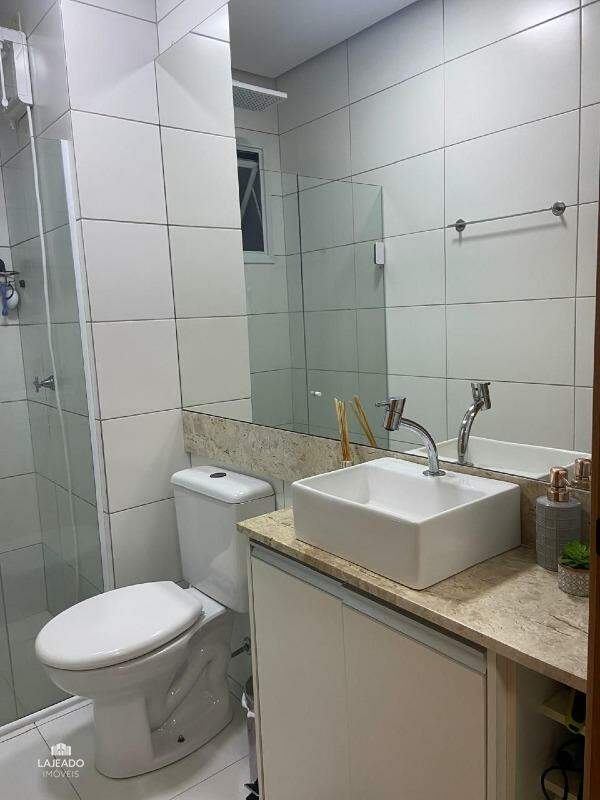 Apartamento à venda com 2 quartos, 80m² - Foto 4