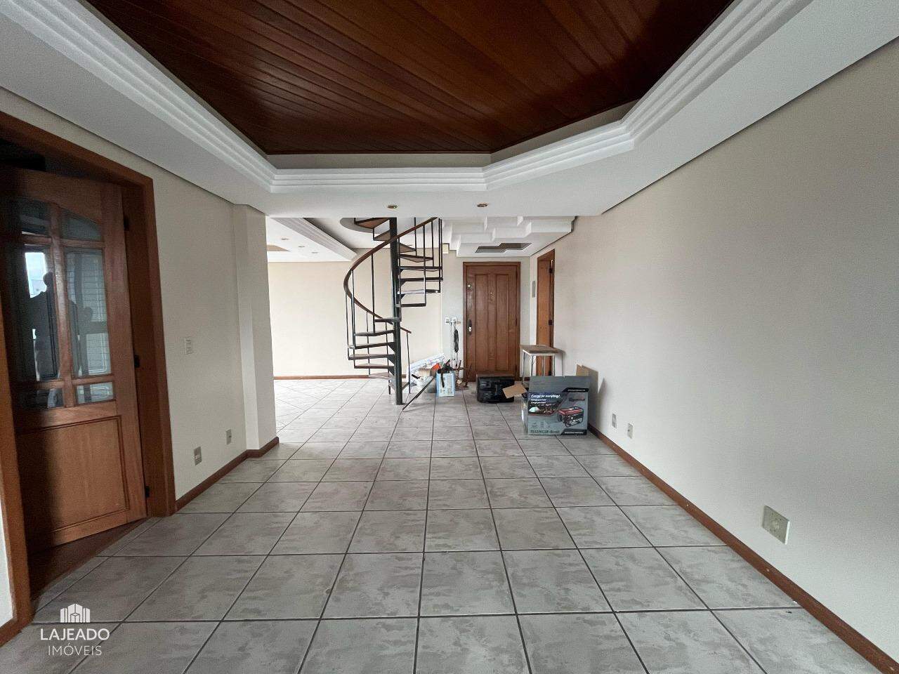 Cobertura, 3 quartos, 242 m² - Foto 8