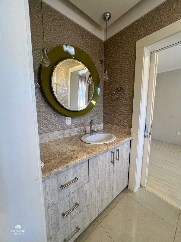 Apartamento para alugar com 3 quartos, 127m² - Foto 19