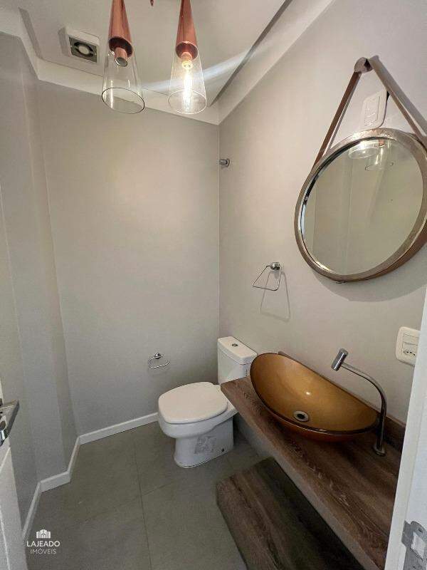 Apartamento para alugar com 3 quartos, 127m² - Foto 11