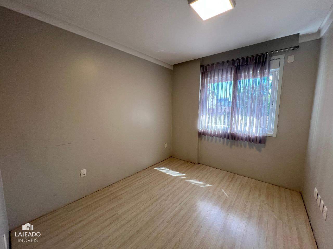 Apartamento para alugar com 3 quartos, 127m² - Foto 17