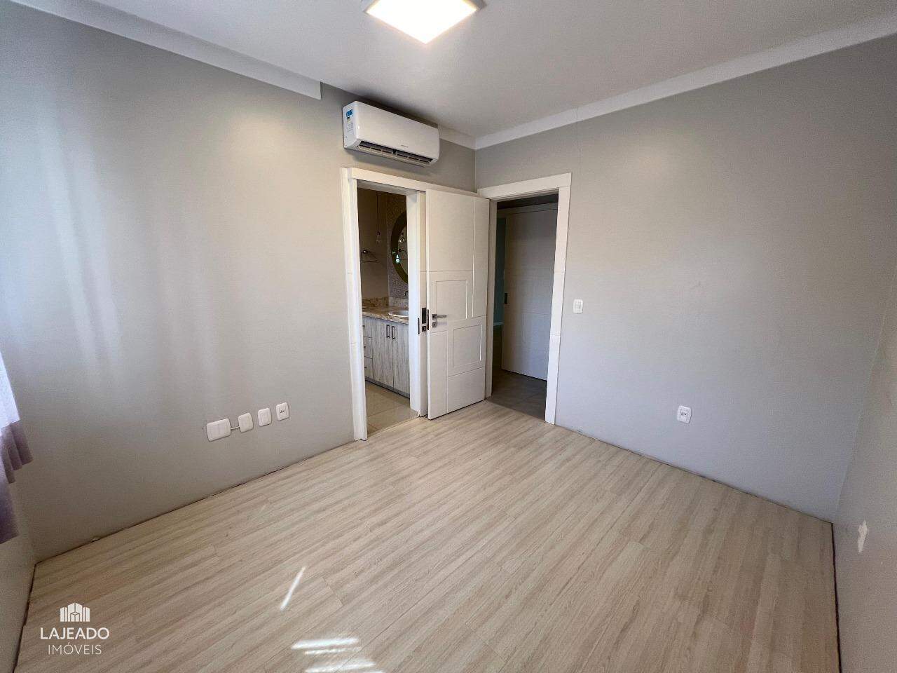 Apartamento para alugar com 3 quartos, 127m² - Foto 16