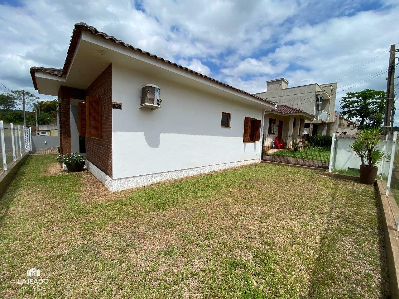 Casa à venda com 2 quartos, 140m² - Foto 6