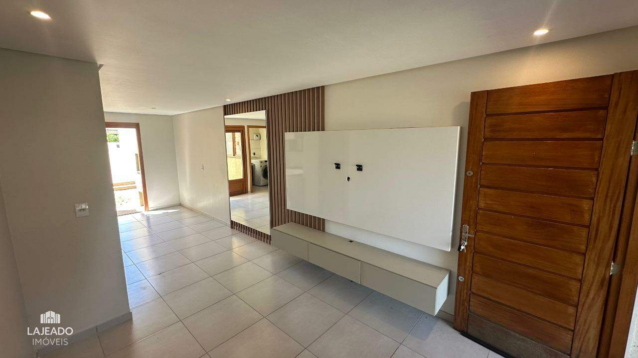 Sobrado à venda com 2 quartos, 75m² - Foto 2