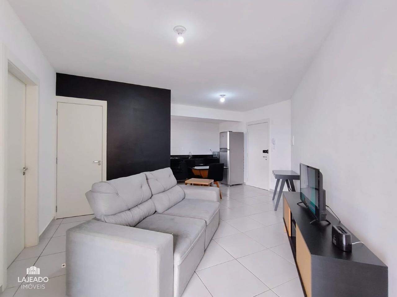 Apartamento à venda com 2 quartos, 56m² - Foto 2