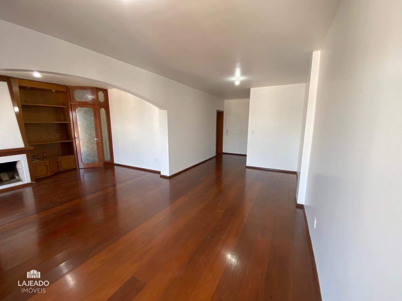 Apartamento à venda com 3 quartos, 146m² - Foto 5