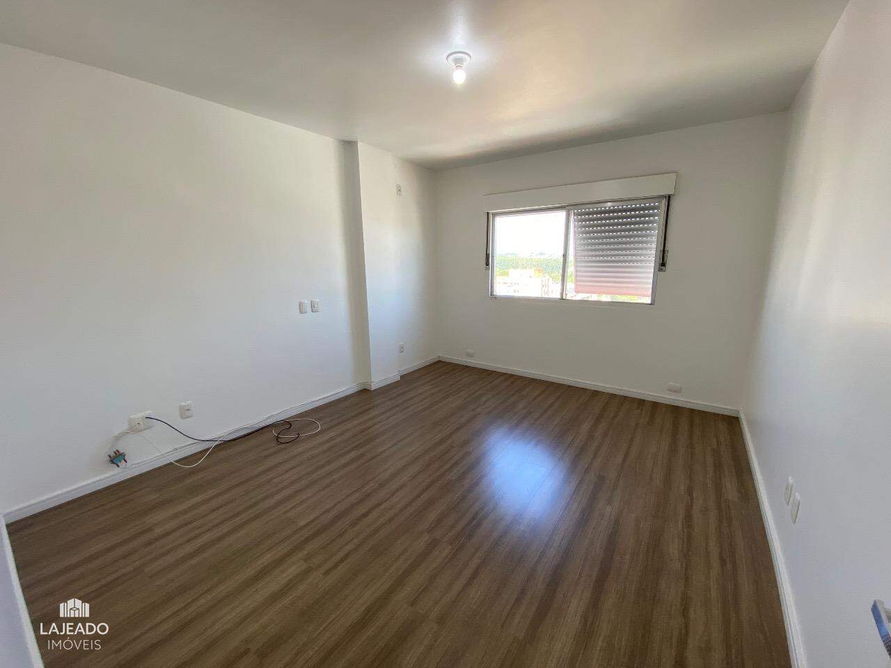 Apartamento à venda com 3 quartos, 146m² - Foto 19