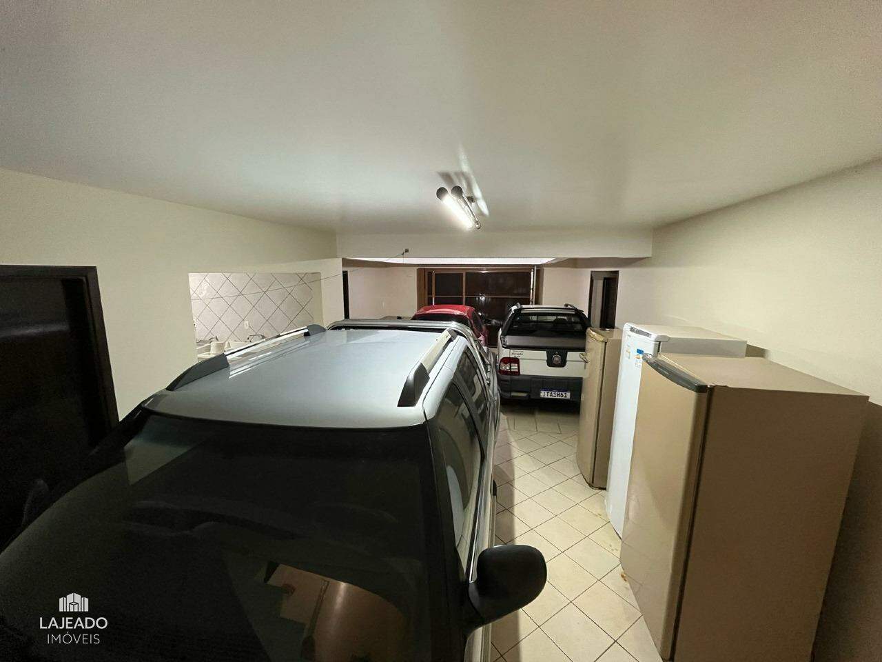 Casa à venda com 5 quartos, 200m² - Foto 6