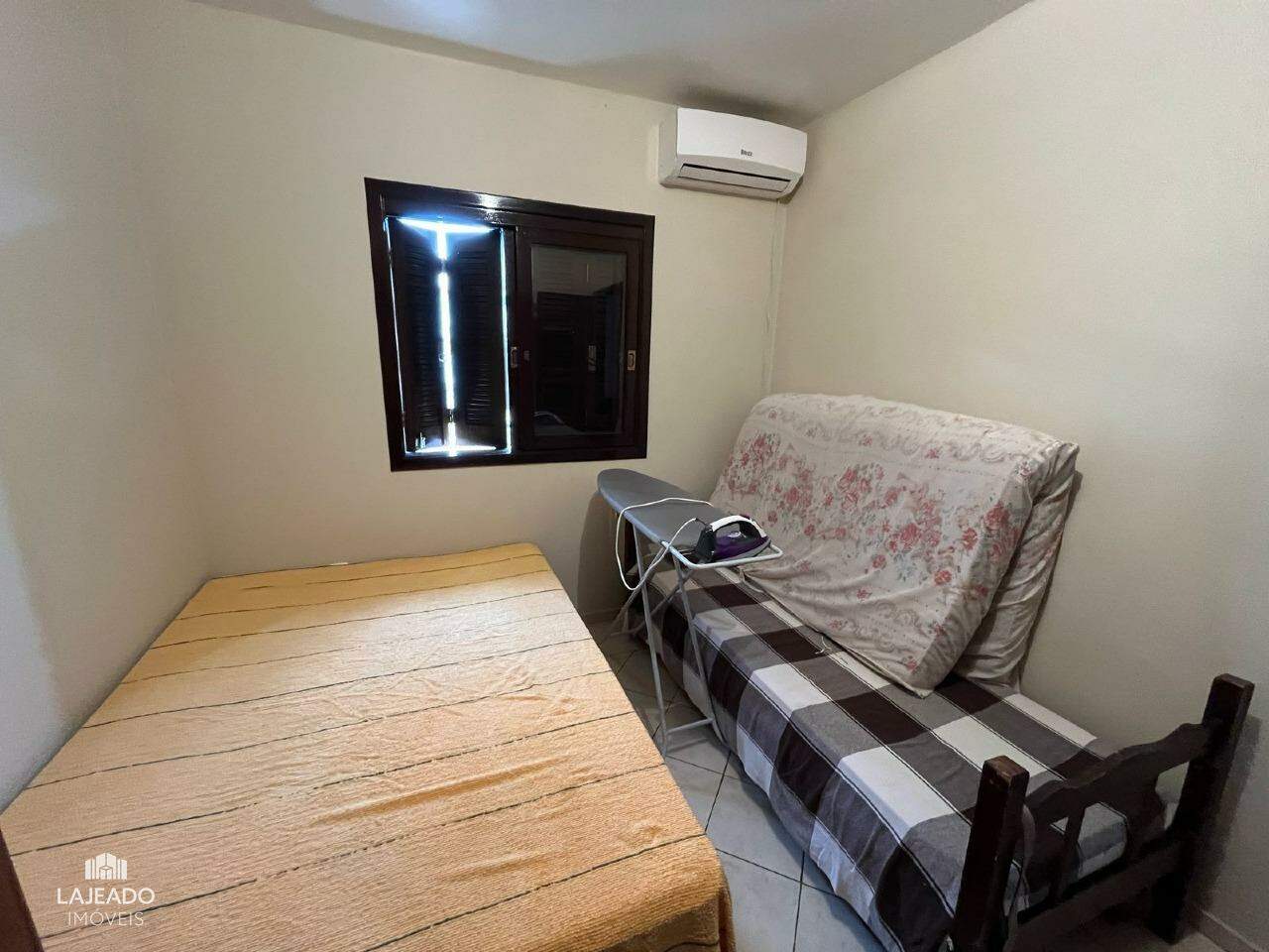 Casa à venda com 5 quartos, 200m² - Foto 8