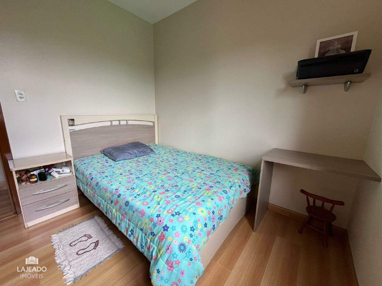 Casa à venda com 5 quartos, 200m² - Foto 18