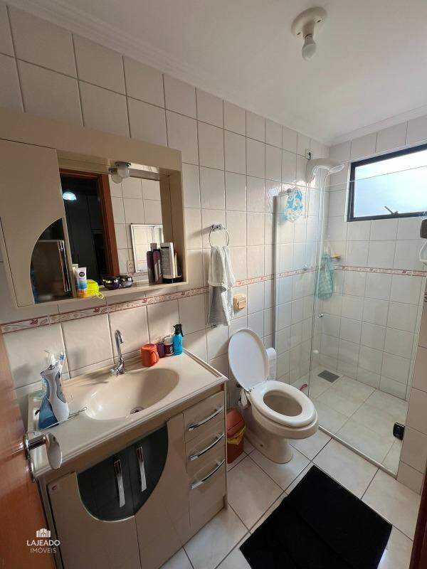 Apartamento à venda com 2 quartos, 68m² - Foto 7