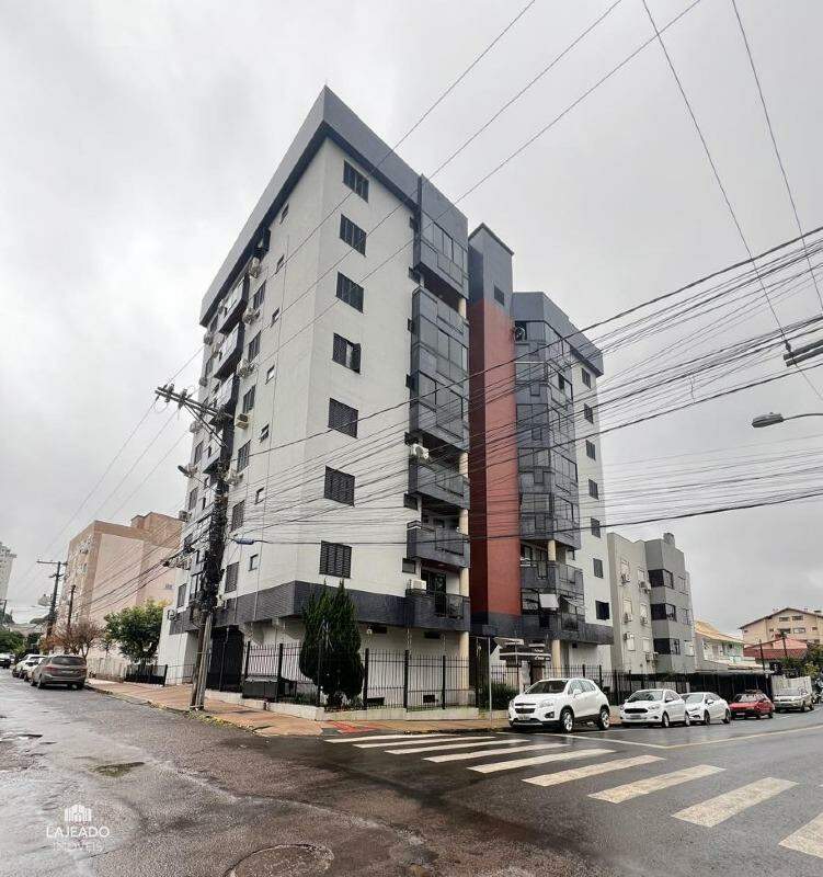 Apartamento à venda com 2 quartos, 68m² - Foto 1