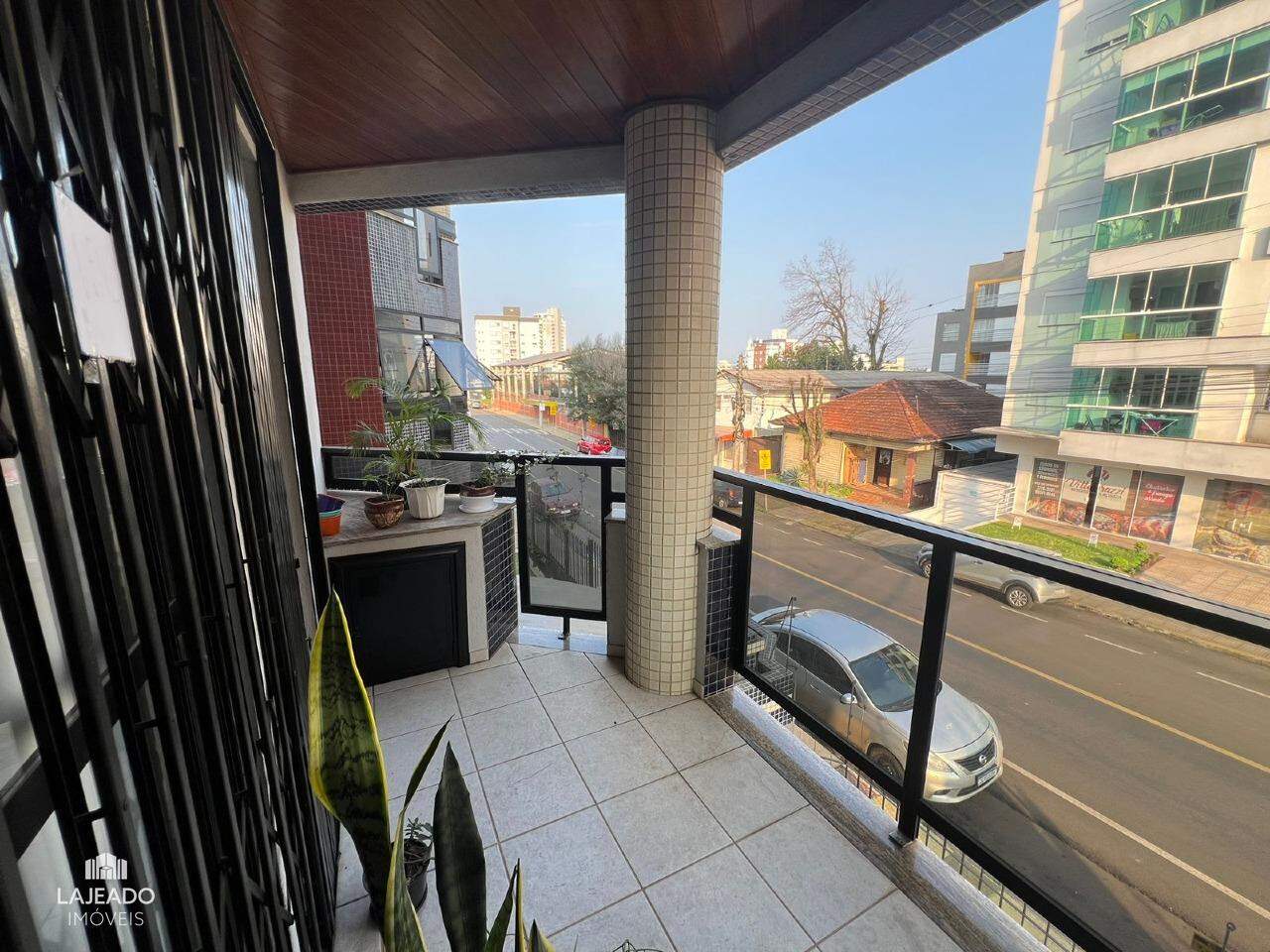 Apartamento à venda com 2 quartos, 68m² - Foto 8