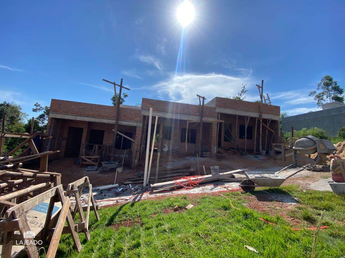 Casa à venda com 2 quartos, 70m² - Foto 6