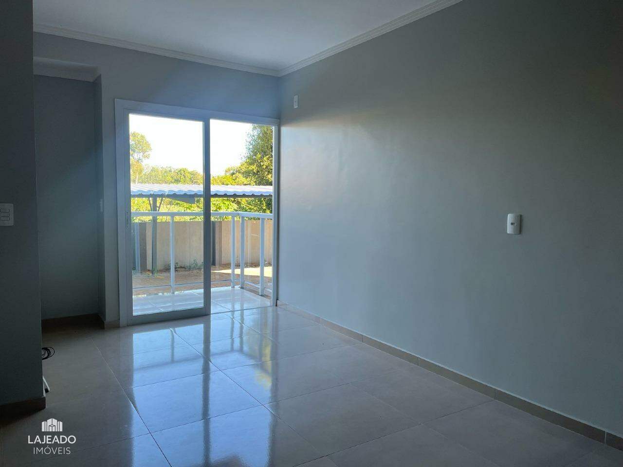 Apartamento à venda com 2 quartos, 67m² - Foto 3