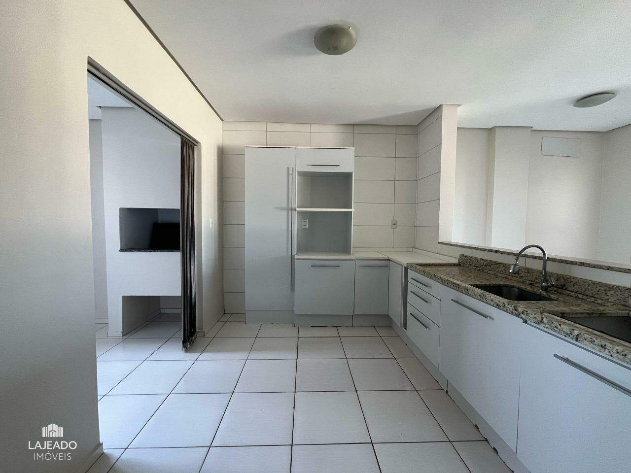 Apartamento à venda com 3 quartos, 105m² - Foto 7