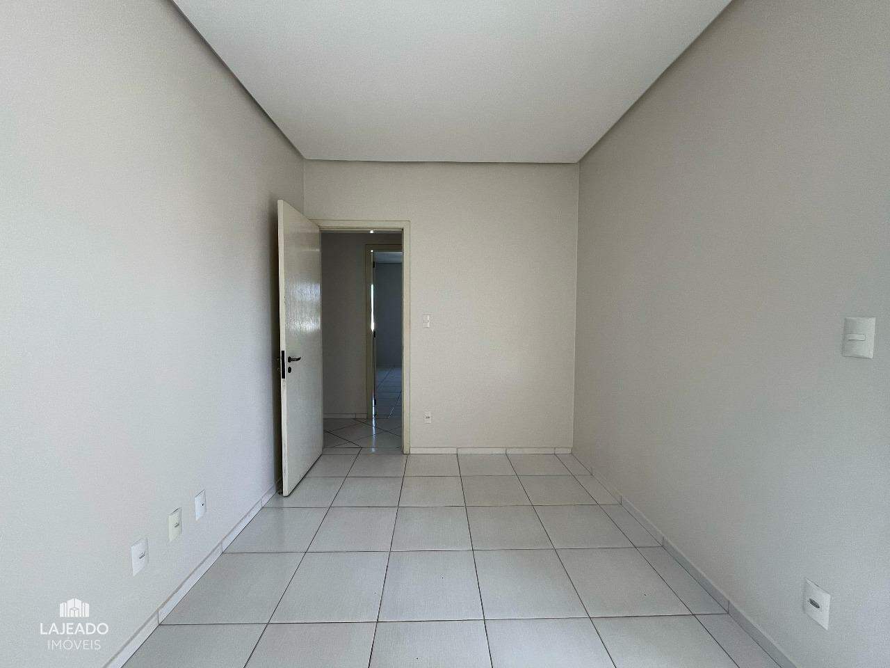 Apartamento à venda com 3 quartos, 105m² - Foto 16
